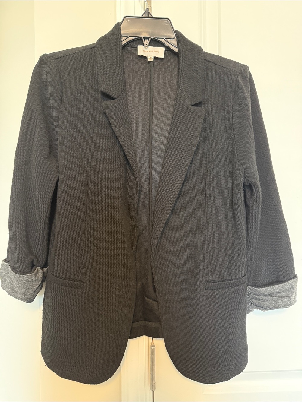 Skies Are Blue black Open-Front Blazer with gray Rolled Sleeves
